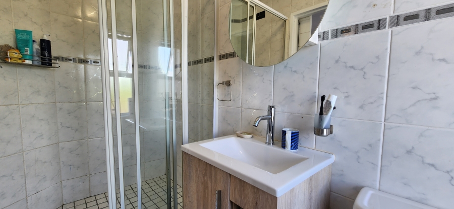 3 Bedroom Property for Sale in Sunningdale Western Cape